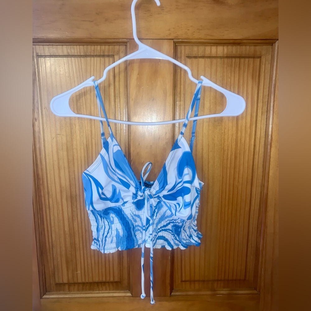 Size S crop top tank